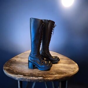 “VINTAGE” DESTROY ,PLATFORM LACE UP TALL BLACK LEATHER RETRO  BOOTS Size 8.5 Y2K